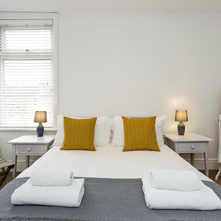 Percy Terrace - Charming 2 Bedroom Town House Portsmouth Dış mekan fotoğraf